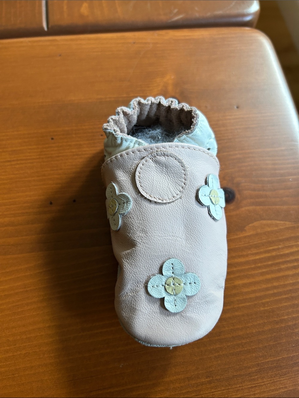 Robeez Baby/Toddler Pink Leather Flower Soft Sole Shoe